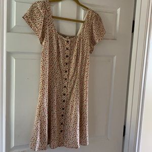American Eagle small dress with buttons, kind of stretchy. Worn 3 times